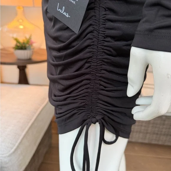 Lulu’s Black Draped Long Sleeve Dress- NWT Size L - Picture 3 of 6